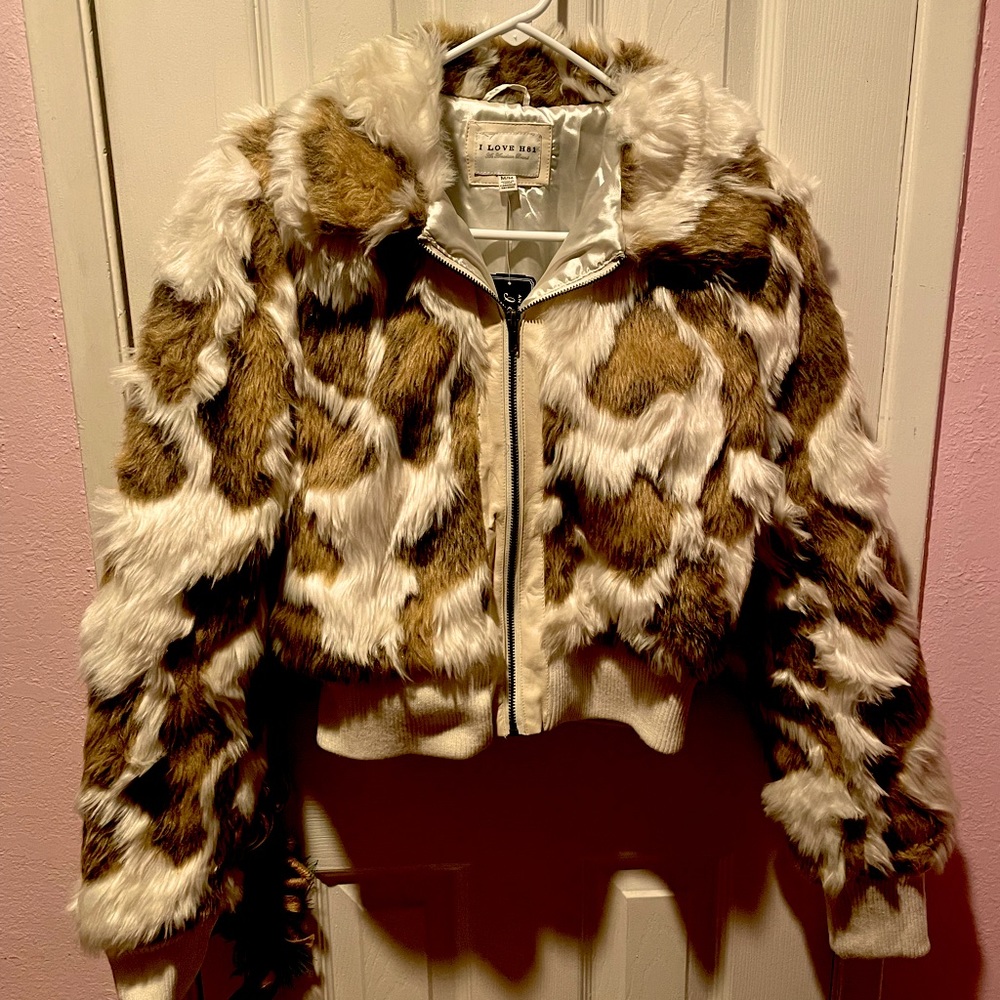 ⚠️F21⚠️ fur jacket